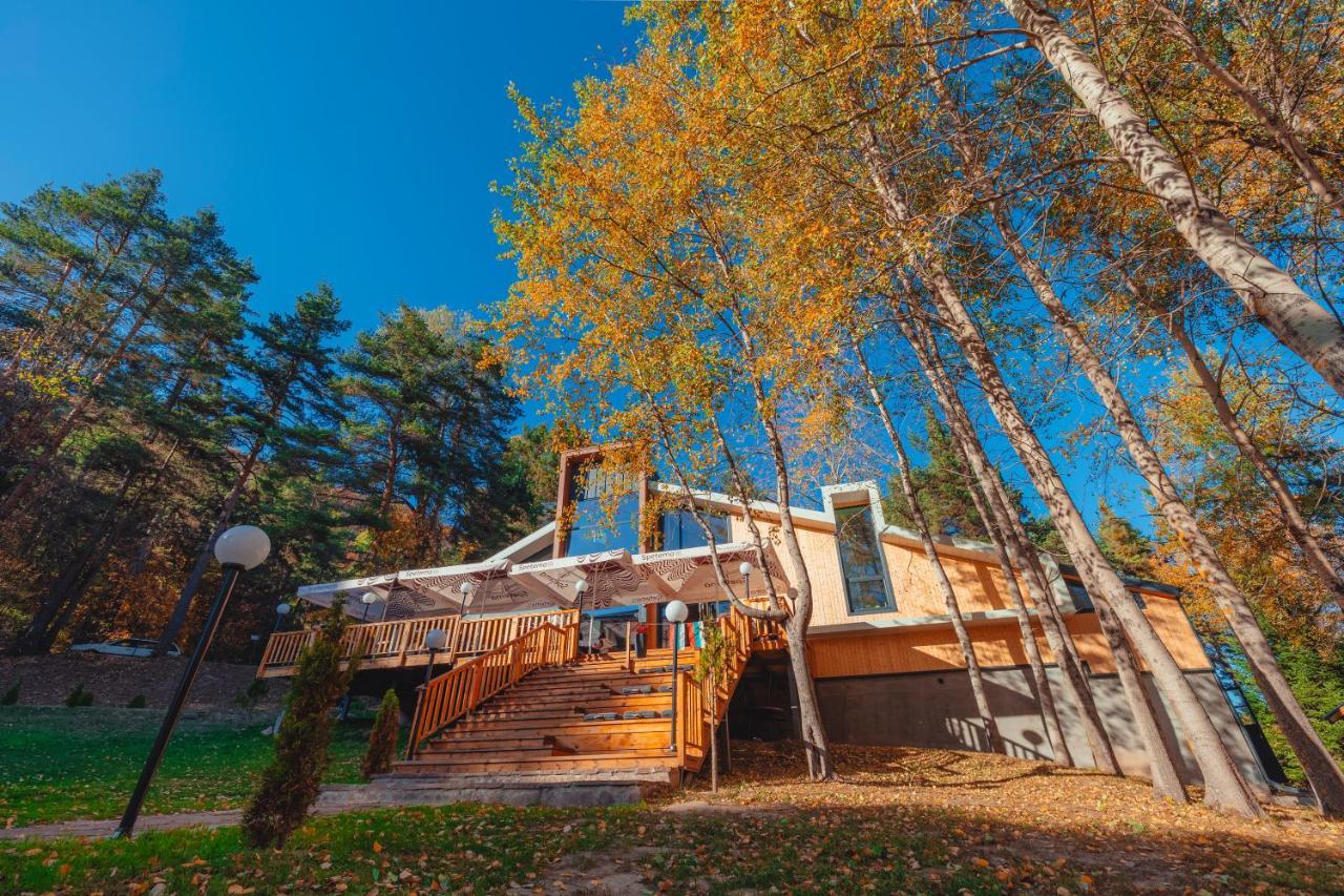 Hotel Saint Constantine Mountain Retreat à Pechtera Extérieur photo
